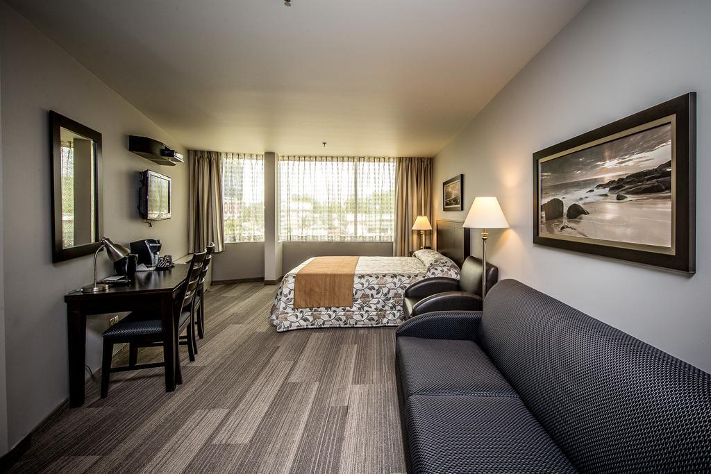 Hotel Charlemagne Ruang foto