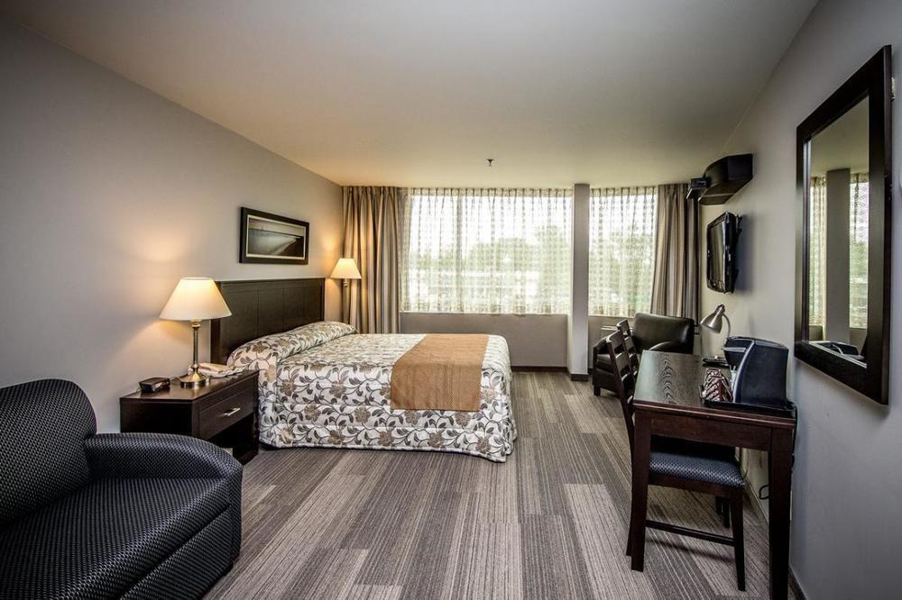 Hotel Charlemagne Bagian luar foto